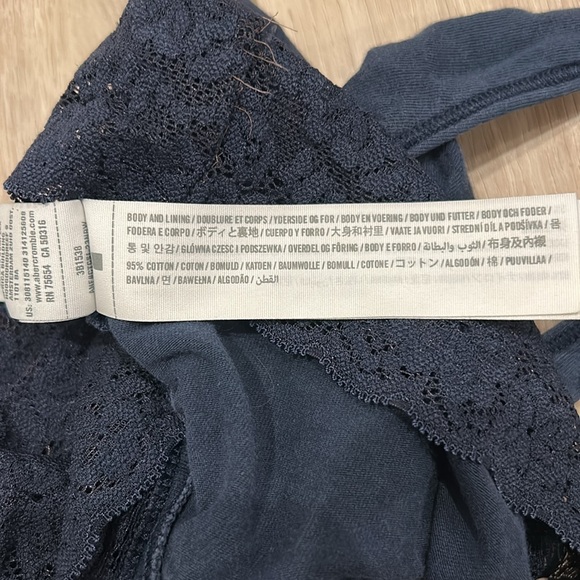 Hollister Unlined Lace Bralette - Picture 5 of 6